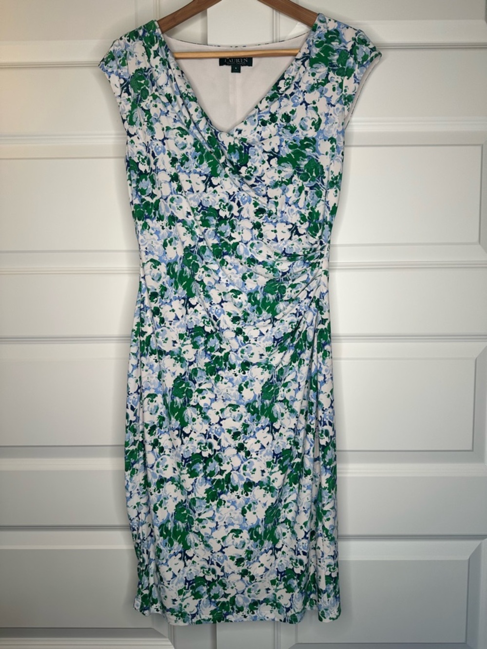 Lauren Ralph Lauren Floral Jersey Dress - EUC - Picture 4 of 8